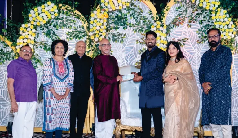 आंतरजातीय विवाहप्रसंगी देशमुख कुटुंबियांकडून अंनिसला एक लाखाची देणगी